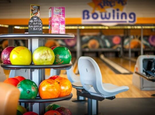 Xtreme Bowling au Mas Lalande en famille